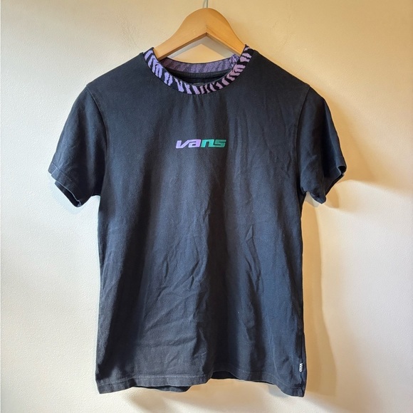 Vans Tops - Vans Black Graphic Tee